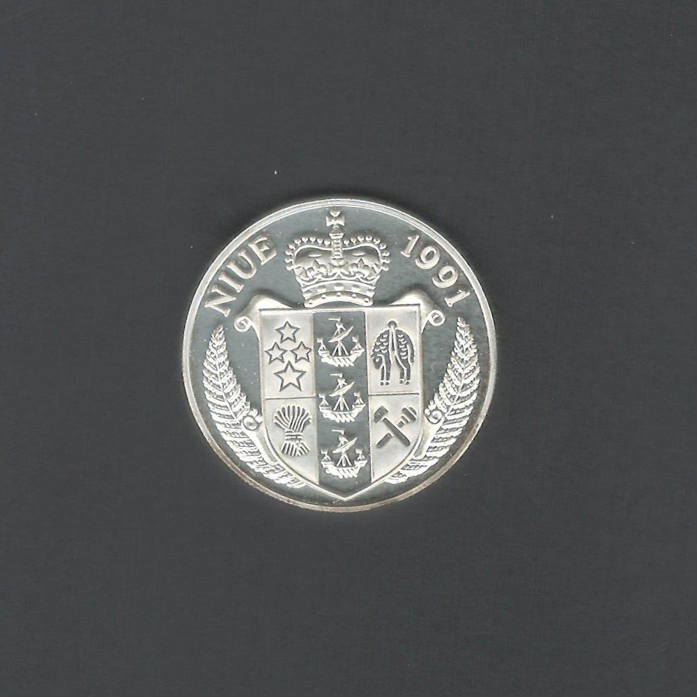 1991 $10 Niue 1991 Football World Cup in USA Handshake Silver UNC Coin